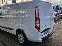 Gebraucht Ford Transit Custom Trend 131 PS (96 kW) 2022 Frostweiß Van / Kleinbus