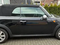 Usata Mini Cooper Cabriolet 120 CV (88 kW) 2009 Nero Cabrio