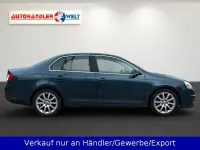 Gebraucht VW Jetta 150 PS (110 kW) 2008 Blau Limousine