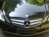 Gebraucht Mercedes E250 204 PS (150 kW) 2010 Schwarz metallic Coupé