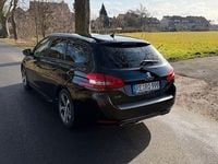 Gebraucht Peugeot 308 SW Style 131 PS (96 kW) 2016 Schwarz Kombi