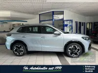 Neu VW Tiguan R-line 150 PS (110 kW) 2026 Silber SUV