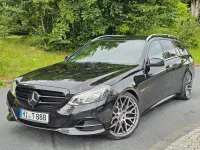 Gebraucht Mercedes E250 204 PS (150 kW) 2014 Schwarz Limousine