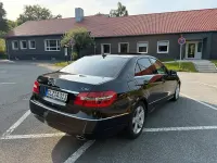 Gebraucht Mercedes E300 Avantgarde 204 PS (150 kW) 2011 Schwarz Limousine