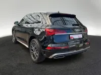 Gebraucht Audi Q5 S-Line 299 PS (219 kW) 2023 Mythosschwarz metallic SUV