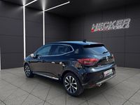 Gebraucht Renault Clio V Techno 140 PS (102 kW) 2022 Sternenschwarz Kleinwagen