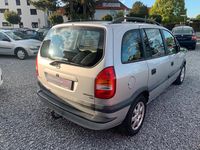 Gebraucht Opel Zafira 125 PS (91 kW) 2002 Silber Van / Kleinbus