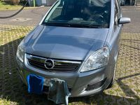 Gebraucht Opel Zafira 140 PS (102 kW) 2009 Silber Van / Kleinbus