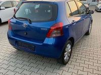 gebraucht Toyota Yaris 1.0 VVT-i Team