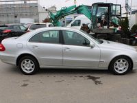 Gebraucht Mercedes E200 Classic 122 PS (89 kW) 2003 Silber Limousine