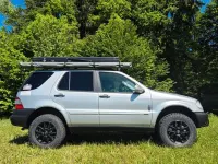 Gebraucht Mercedes ML270 163 PS (119 kW) 2003 Silber SUV