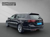Gebraucht VW Passat Business 150 PS (110 kW) 2023 Deep black perleffekt Kombi