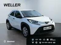 Gebraucht Toyota Aygo 72 PS (52 kW) 2023 Schneeweiß Kleinwagen
