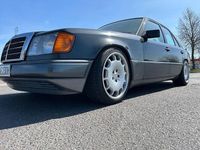 Gebraucht Mercedes 230 132 PS (97 kW) 1989 Limousine