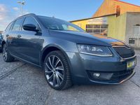 Gebraucht Skoda Octavia LAURIN & KLEMENT 184 PS (135 kW) 2016 Grau Kleinwagen