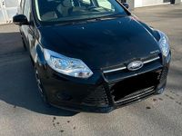 Gebraucht Ford Focus 101 PS (74 kW) 2013 Schwarz Limousine