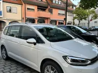 Gebraucht VW Touran Highline 150 PS (110 kW) 2020 Weiß Van / Kleinbus