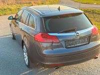 Gebraucht Opel Insignia 180 PS (132 kW) 2010 Blau Kombi