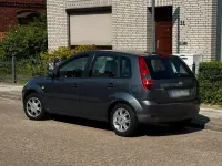 Gebraucht Ford Fiesta 80 PS (58 kW) 2005 Grau Kleinwagen