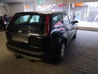 gebraucht Ford Focus Kombi 1.6