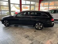 Second-hand Mercedes E200 150 CP (110 kW) 2019 Negru Break