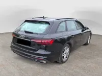 Gebraucht Audi A4 Ambiente 163 PS (119 kW) 2022 Mythosschwarz metallic Kombi