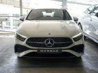 Gebraucht Mercedes A200 AMG 227 PS (166 kW) 2025 Polarweiß Limousine