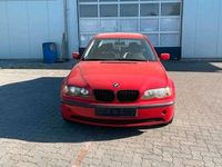 Gebraucht BMW 318 143 PS (105 kW) 2002 Rot Limousine
