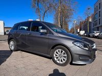 Gebraucht Mercedes B180 109 PS (80 kW) 2016 Mountaingrau  met. Van / Kleinbus