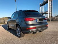 gebraucht Audi Q3 2.0 TDI S line Competition S tronic/Keyless