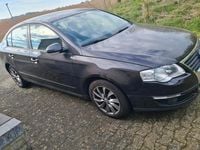 Usata VW Passat 140 CV (102 kW) 2007 Marrone Berlina