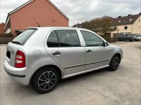 Gebraucht Skoda Fabia Classic 68 PS (50 kW) 2000 Silber Limousine