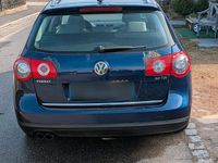 Gebraucht VW Passat 170 PS (125 kW) 2010 Blau Kombi