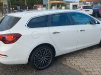 Gebraucht Opel Astra 165 PS (121 kW) 2013 Weiß Kombi