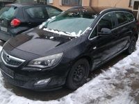 Gebraucht Opel Astra 179 PS (131 kW) 2011 Schwarz Kombi