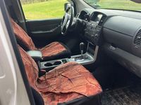 Gebraucht Nissan Navara 231 PS (169 kW) 2015 Weiß Pickup