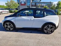 Gebraucht BMW i3 Performance 135 kW (184 PS) 2022 Capparisweiss Kleinwagen