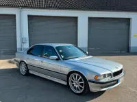 Gebraucht BMW 728 Basis 193 PS (141 kW) 1997 Silber Limousine
