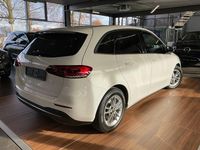 Gebraucht Mercedes B200 Style 150 PS (110 kW) 2019 Polarweiss  unilack Van / Kleinbus