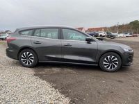 Gebraucht Ford Focus Active X 120 PS (88 kW) 2022 Grau Limousine