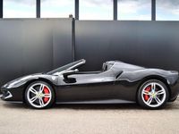 Gebraucht Ferrari 296 829 PS (609 kW) 2024 Schwarz Cabrio