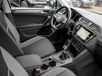 Gebraucht VW Tiguan Active 131 PS (96 kW) 2022 Delfingrau metallic SUV