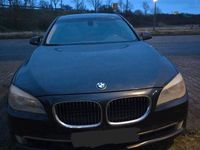 Gebraucht BMW 750L 411 PS (302 kW) 2010 Schwarz Limousine
