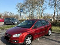 Gebraucht Ford Focus 101 PS (74 kW) 2006 Orange Kleinwagen
