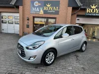 Gebraucht Hyundai ix20 Edition 125 PS (91 kW) 2018 Silber Kleinwagen