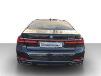 Gebraucht BMW 740 340 PS (250 kW) 2021 Black sapphire metallic Limousine