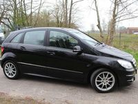 Gebraucht Mercedes B160 95 PS (69 kW) 2010 Kosmosschwarz  metalliclack Van / Kleinbus
