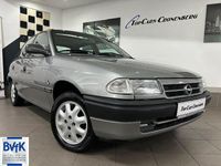 Gebraucht Opel Astra Elegance 101 PS (74 kW) 1994 Grau Limousine
