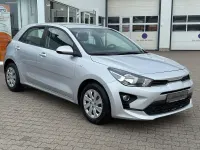Gebraucht Kia Rio Edition 7 84 PS (61 kW) 2023 Silber Limousine