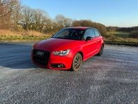 Gebraucht Audi A1 Ambition 122 PS (89 kW) 2014 Rot Kleinwagen